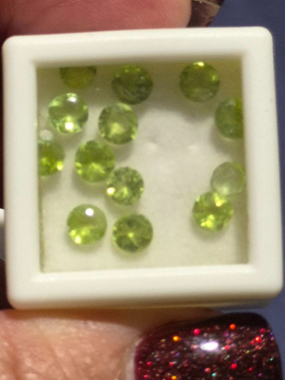 Loose gemstones